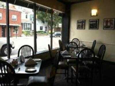 Uptown Cafe