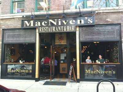 Macniven's Restaurant & Bar