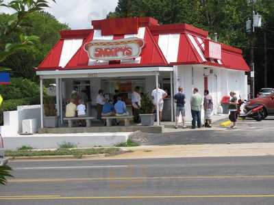 Snoopy's Hot Dogs, Raleigh