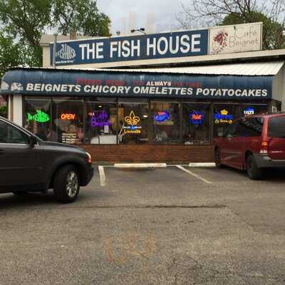 The Fish House/cafe Beignet