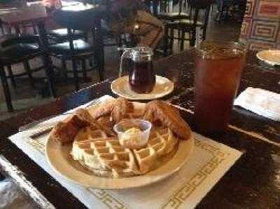 Maxine's Chicken & Waffles