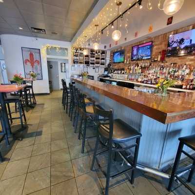 Cafe Lou Lou