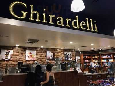 Ghirardelli Ice Cream & Chocolate Shop, San Antonio