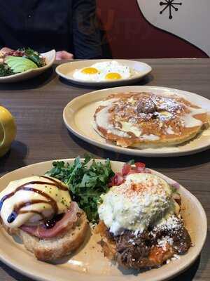 Snooze, An A.m. Eatery