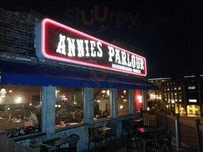 Annie's Parlour, Minneapolis