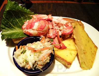 Legal Sea Foods - Logan Airport Terminal B