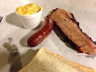 Two Bros. BBQ Market, San Antonio