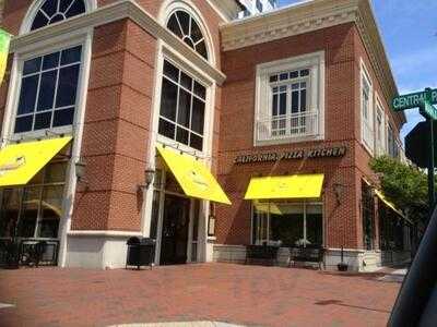 California Pizza Kitchen Virginia Beach, Virginia Beach