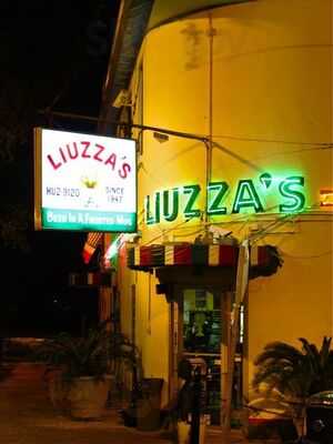 Liuzza's Restaurant & Bar