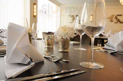 American Slang Modern Brasserie