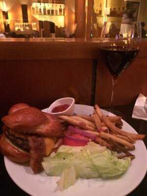 Fleming's Prime Steakhouse & Wine Bar