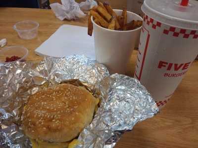 Five Guys, Charlotte