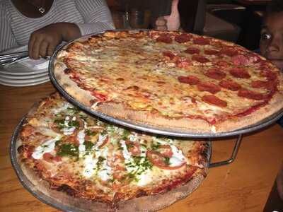 Luisa's Brick Oven, Charlotte