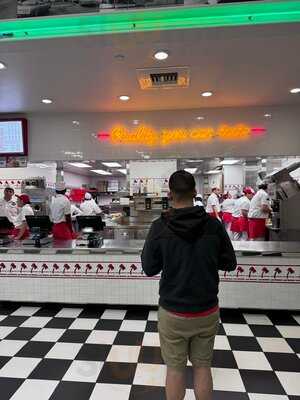 In-N-Out Burger - LINQ PROMENADE, Las Vegas