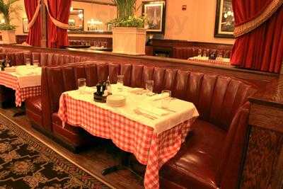 Maggiano's Little Italy