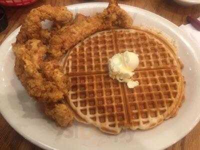 Chicken N Waffles