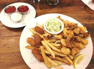 Cape Fear Seafood Company, Raleigh