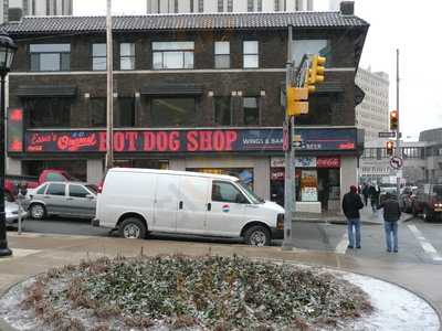 Essie's Original Hot Dog shop, Pittsburgh