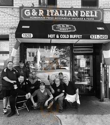 G and R Deli, Bronx