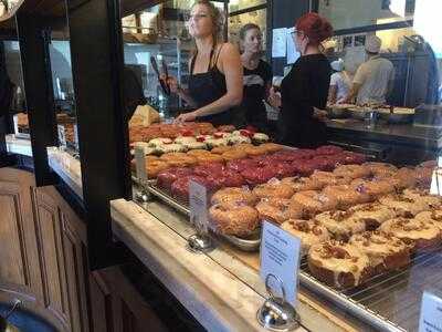 Sidecar Doughnuts & Coffee, Santa Monica