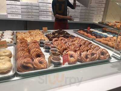 Cardigan Donuts, Minneapolis