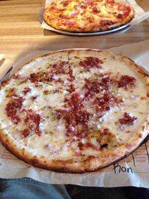 Blaze Pizza, Columbus