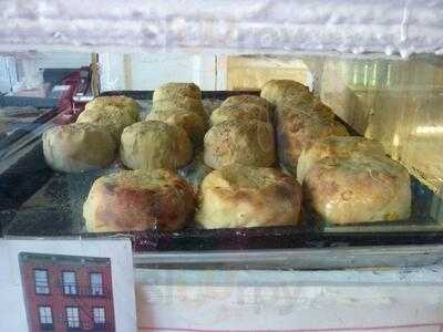 Yonah Schimmel's Knish Bakery