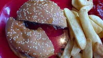 Red Robin Gourmet Burgers, Albuquerque