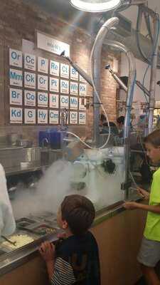 Chill-N Nitrogen Ice Cream - Pinecrest, Miami