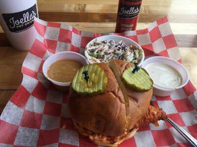Joella's Hot Chicken - Middletown