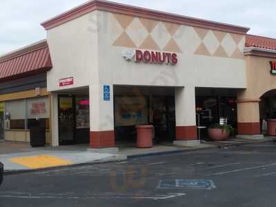 Maple Leaf Donuts, San Jose