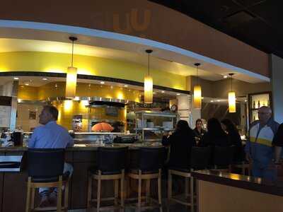 California Pizza Kitchen, Boston