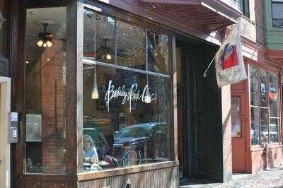 Berkeley Perk Cafe, Boston