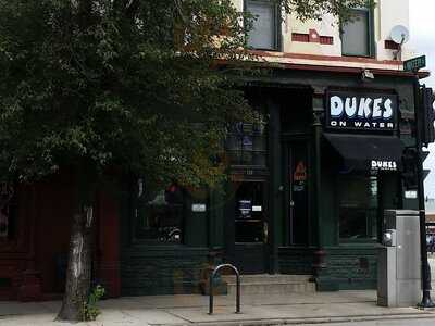 Duke's On Water, Milwaukee