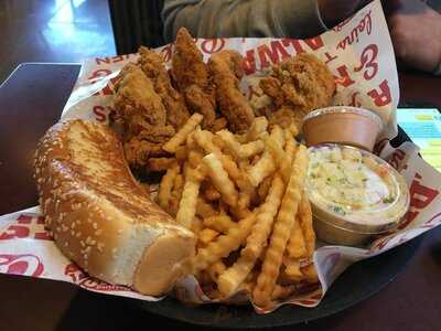 Raising Canes Chicken Fingers, Tucson