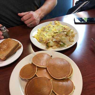 Pete's Cafe, Bronx