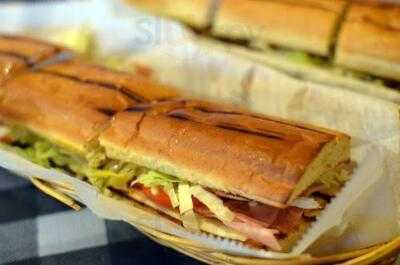 Super Submarine Sandwich Shop