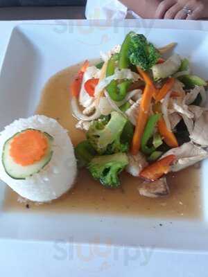 Lemongrass Thai Bistro