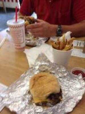 Five Guys, Virginia Beach