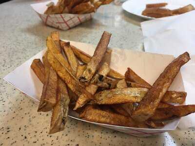 Famous Uncle Al's, Virginia Beach