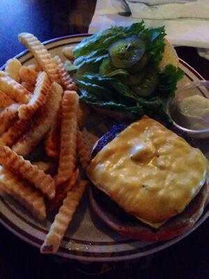 Dundee Tavern