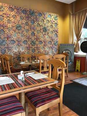 Raya's Lebanese Restaurant, Cincinnati