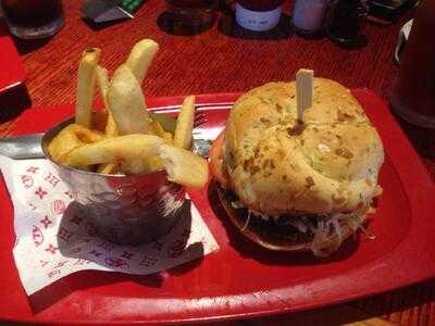 Red Robin Gourmet Burgers