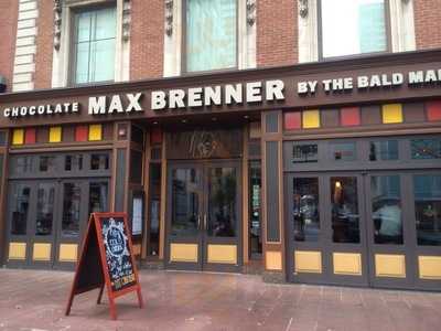 Max Brenner, Boston