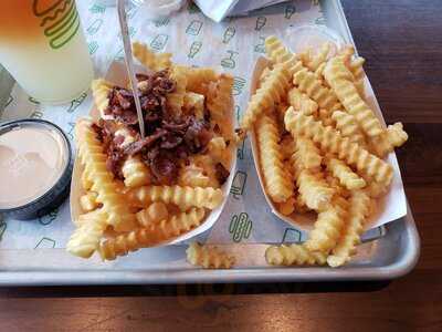 Shake Shack Virginia Beach, Virginia Beach