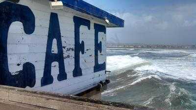 Ocean Beach Pier Cafe