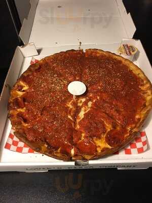 Louie's Pizza Co., Saint Louis