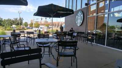 Starbucks, Saint Louis