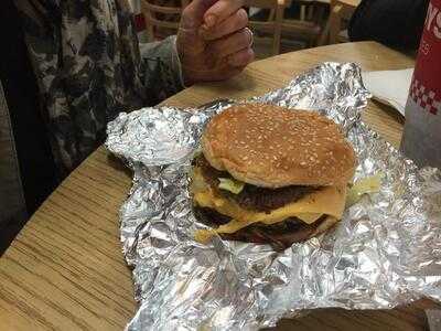 Five Guys, Tampa