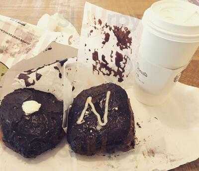 Stan's Donuts and Coffee, Chicago